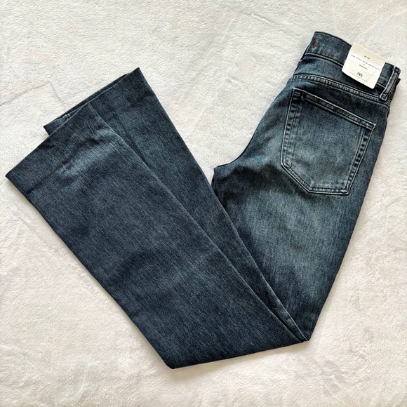 ZARA Signature Denim The High Rise Bootcut Denim Jean--6 - Picture 1 of 16